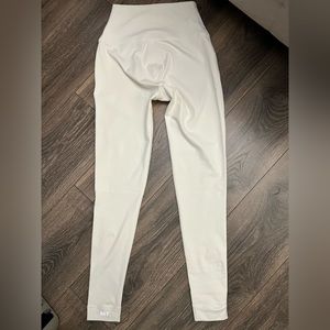 SET Active brand new leggings